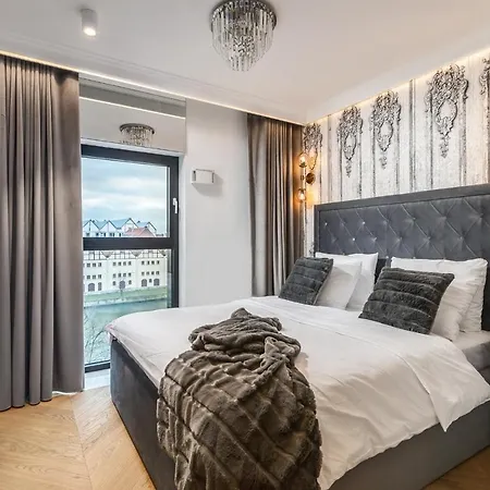 Daire Riverview With Sauna - Old Town - Blue Gdansk